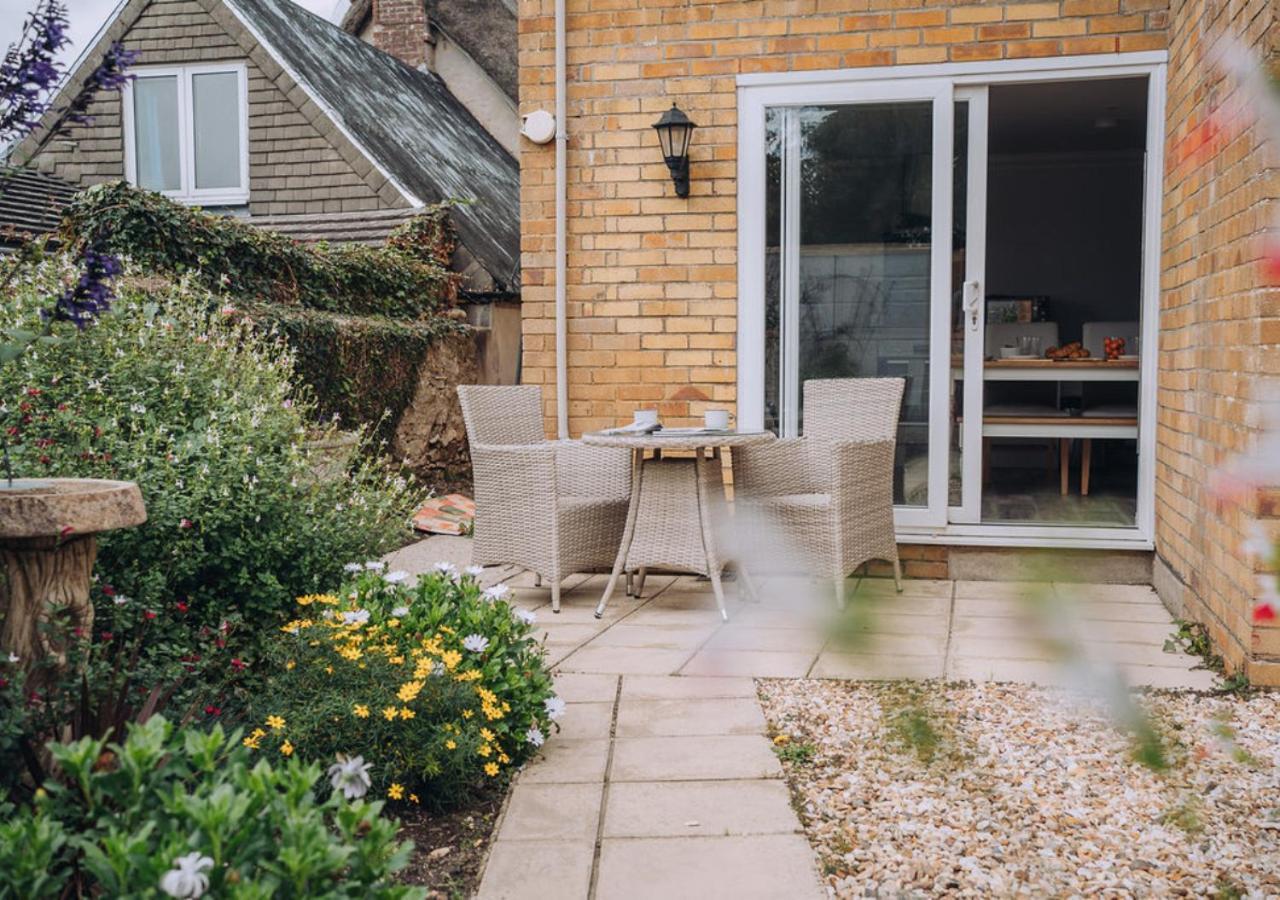 Apartment Joannes Retreat, Dog Friendly In With Free Parking